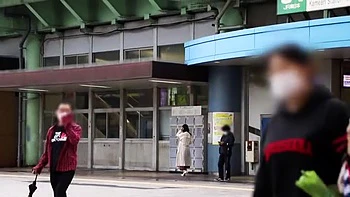 清楚な美人妻がキスから始まり乳首とオマンコ愛撫でゆっくり濡れる