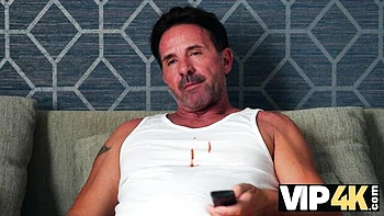 Bendy David Perry's hot and sexy clip