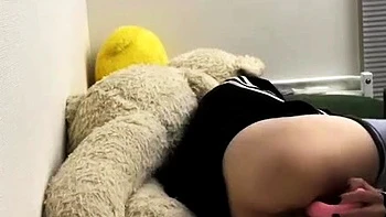 Close up MILF masturbation