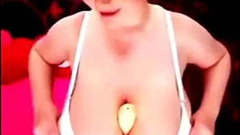 Huge tits buty: Big Tits, Xhamster  Lesbian Porn