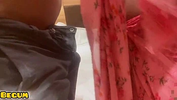 Desi Bhabhi Cheating with Lover After Marriage - Doggystyle & Big Natural Tits Homemade Sex