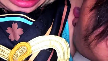 Finger banging Asian camgirl fucks toy