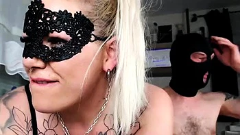 Amateur Blonde Loves Small Dicks