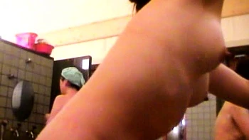 Amateur couple copulation on hidden cam