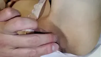 私立お嬢様学校に通う正統派美女。