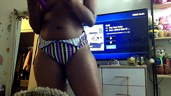 Brunette Solo Webcam Masturbation
