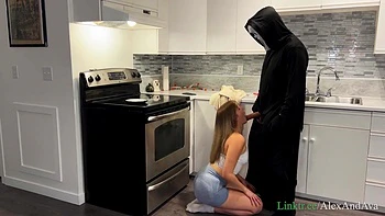 Ghost Face In Makes Ava Scream Stabbing Her With His Hard Cock - Huge Cumshot Facial - 4k