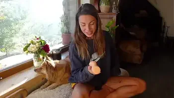 PUSSY LICKING TUTORIAL - with Roxy Fox