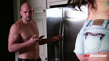 Gia Paige Step Sister Fuck - Big Round Ass Doggy Style & Blowjob