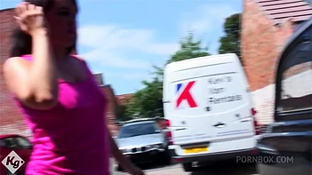 Stacked Scouse Babe Fucks The Cabbie