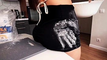 Cooking session turns into hard pussy penetration