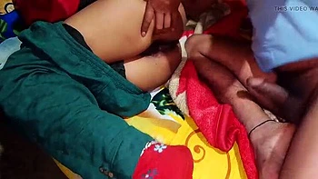 Desi Bhabhi Hardcore Fucking with Devar - Hot Indian Aunty Sex