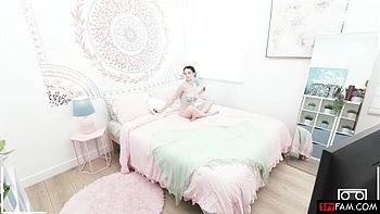 SpyFam - long legs sex