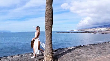 Candee Licious XXXtra Horny for 2 Dicks