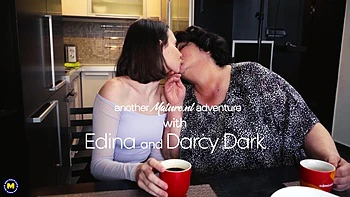 Skinny Teen Doing Eating Out Her Big Ass Stepmom