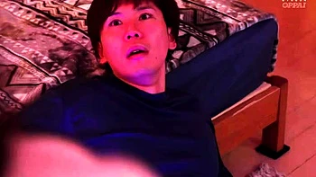 amateur asian gives a blowjob