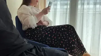 Pulled out cock in front of Beauty Girl in Pantyhose in the waiting room