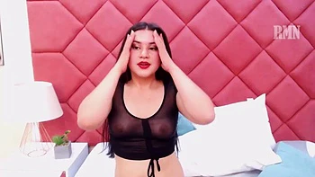 Latina amateur disfruta de sexo duro en Fansly