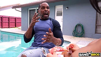 Make Me Scream Like Mom