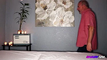 Ravishing Eli Thomas and Selina Imai at hd xxx