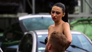 Léa, 27, manager of a lingerie shop in Marseille! - Jacquie et Michel TV