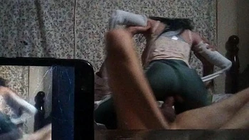 Amateur se folla anal en solitario