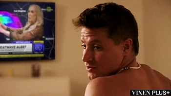 Horny Cop Elizabeth Skylar Seduces Agent - Big Tit MILF Squirting & Deepthroat