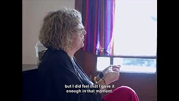 Orgie lesbienne en groupe - premier tournage LGBTQ 4K