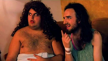 Антония и Ева в жёстком групповом минете и наезднице