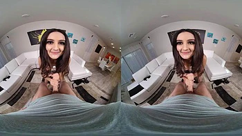 Eliza Ibarra überrascht mit Blowjob, Doggy & Cowgirl VR