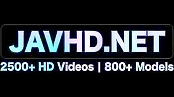 Adolescente japonesa quente gozando em boquete amador