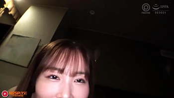 Madura asiática tetona acabada tras follada intensa