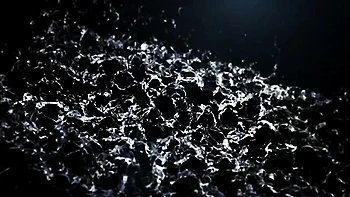 Naomi Nevena leckt und pinkelt mit Toys im Girl-on-Girl Spiel