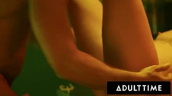 Anna Claire Clouds, Pawg-Süchtige, wird hart tiefgeblasen und anal gefickt