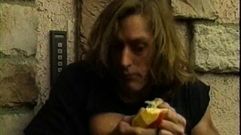 Blonde lèche et suce un cul anal profond