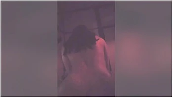 Chicas japonesas lindas con grandes culos en gonzo