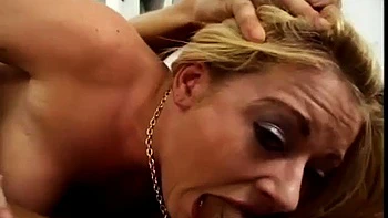 Boquete bruto em peitões amadora hardcore