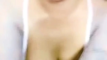 Шатенка зрелая любительница соло софткор