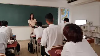 声が出せない絶頂授業で10倍濡れる人妻教師　篠田ゆう