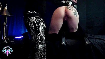 Wiccan Milf Gets Ass Worship & Deepthroat Blowjob