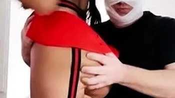 Stiefvater fickt großbusige Cheerleaderin Farrah Abraham