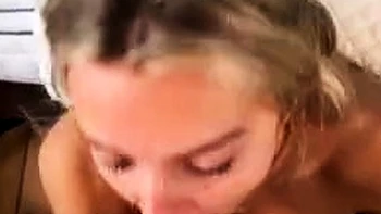 Trippie Bri com peitos grandes, creampie anal e dor POV