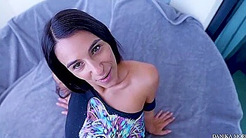 Fellation anale profonde avec grosse bite et gros ventre en éjaculation