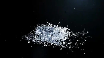 Чешские лесбиянки Кайла и Эми писают, пьют и лижут киску