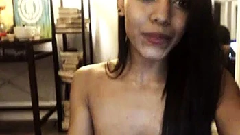 Webcam amadora ebony com nudez pública