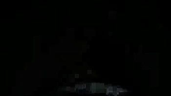 Deux noirs baisent la salope devant son mari