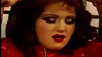 MILF ruiva dinamarquesa fodida anal e com bondage BDSM