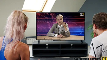 Milf Malusha se fait branler les gros seins en POV