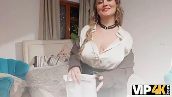 MILF follada con polla grande en POV vaquera