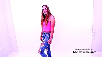 Милая 18-летняя красотка получила трах в киску на кастинге
